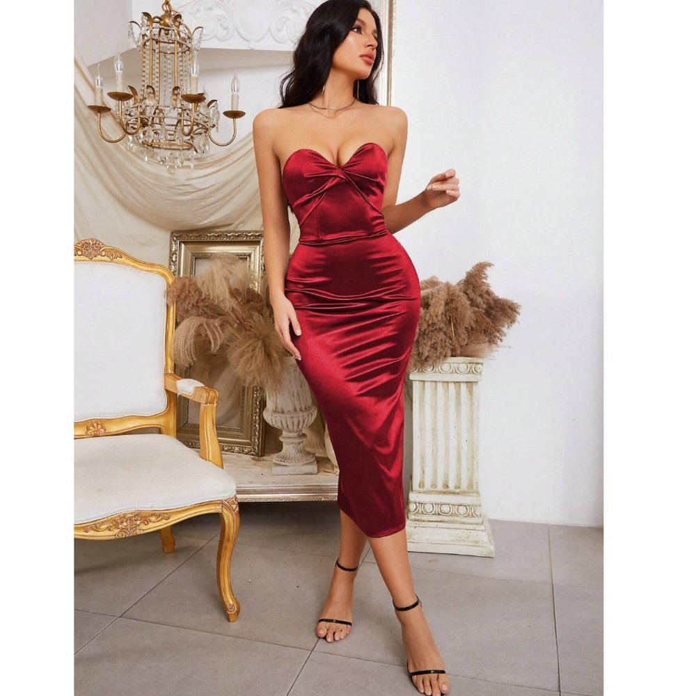 SHEIN Twist Front Satin Tube Bodycon Dress in Red Size M - NWT